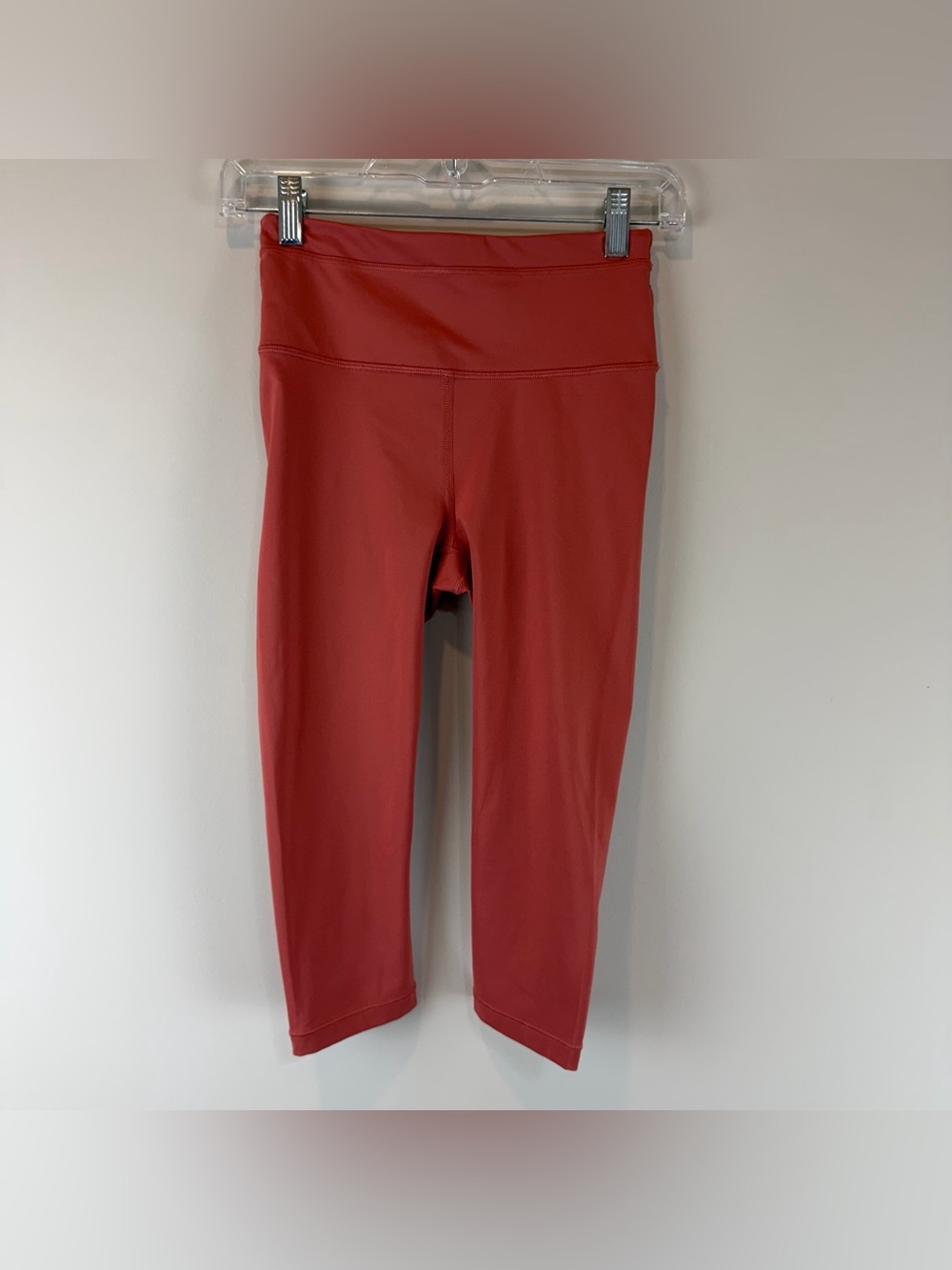 Athleta Salmon Pink Accelerate Crop Athletic Athleisure Leggings Size XS